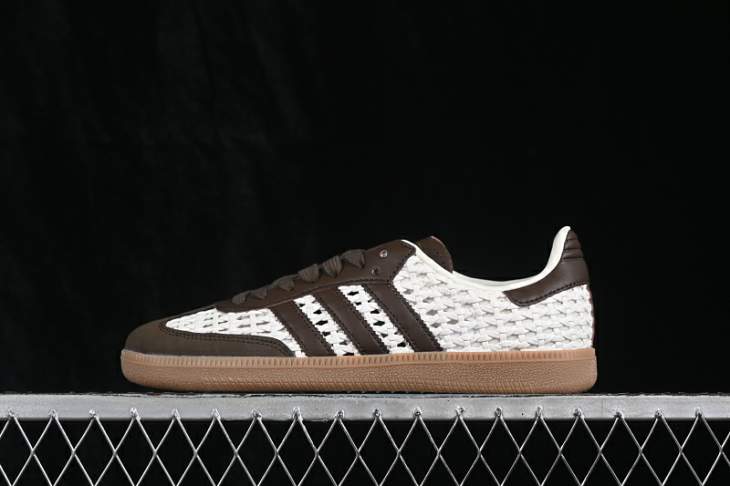 Picture of Adidas Samba _SKUfw23633537583342706fw